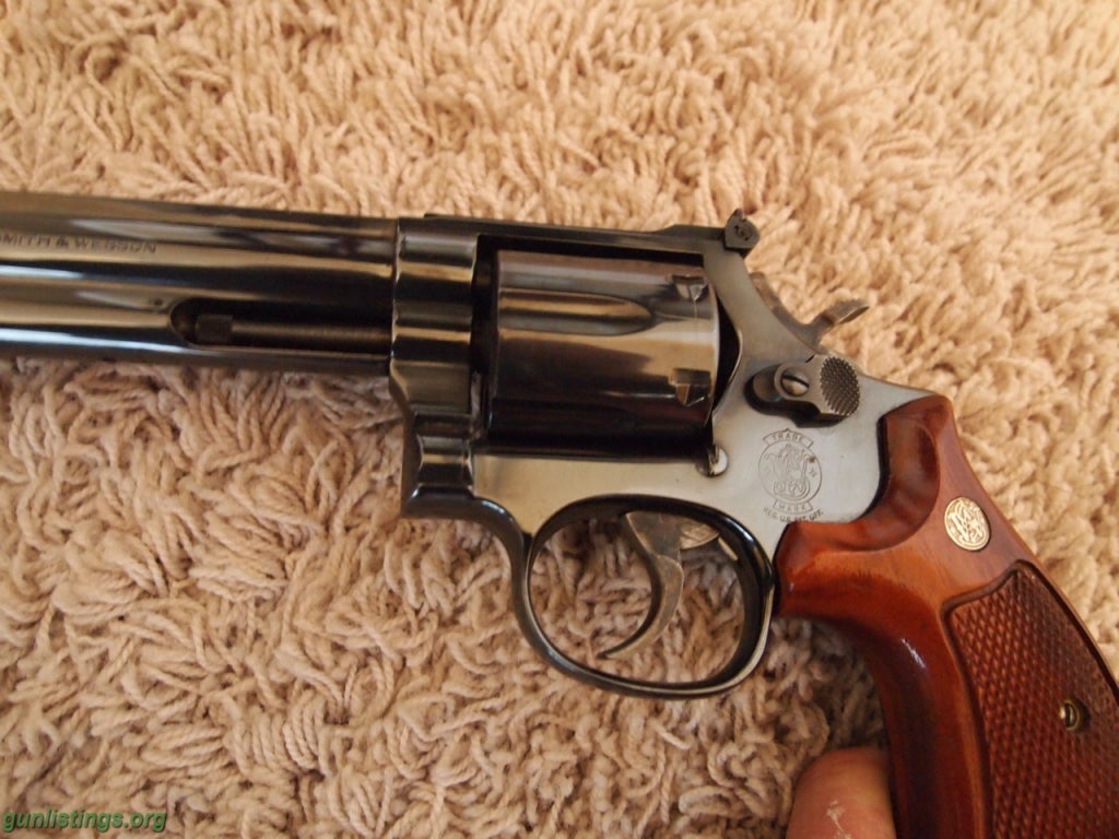 Pistols SMITH AND WESSON MODEL 586