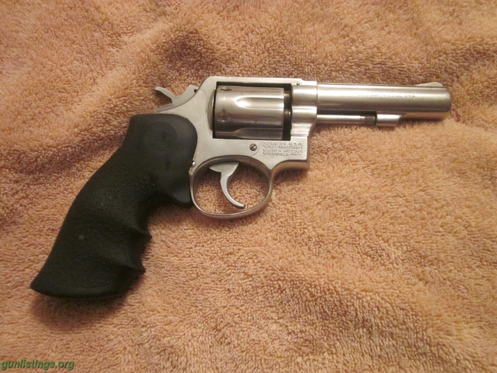 Pistols Smith And Wesson Model 64-5