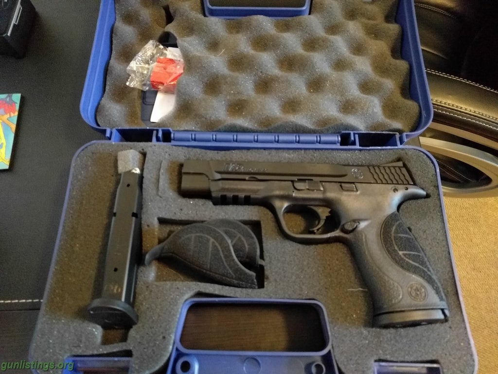 Pistols Smith And Wesson M&P Pro Series