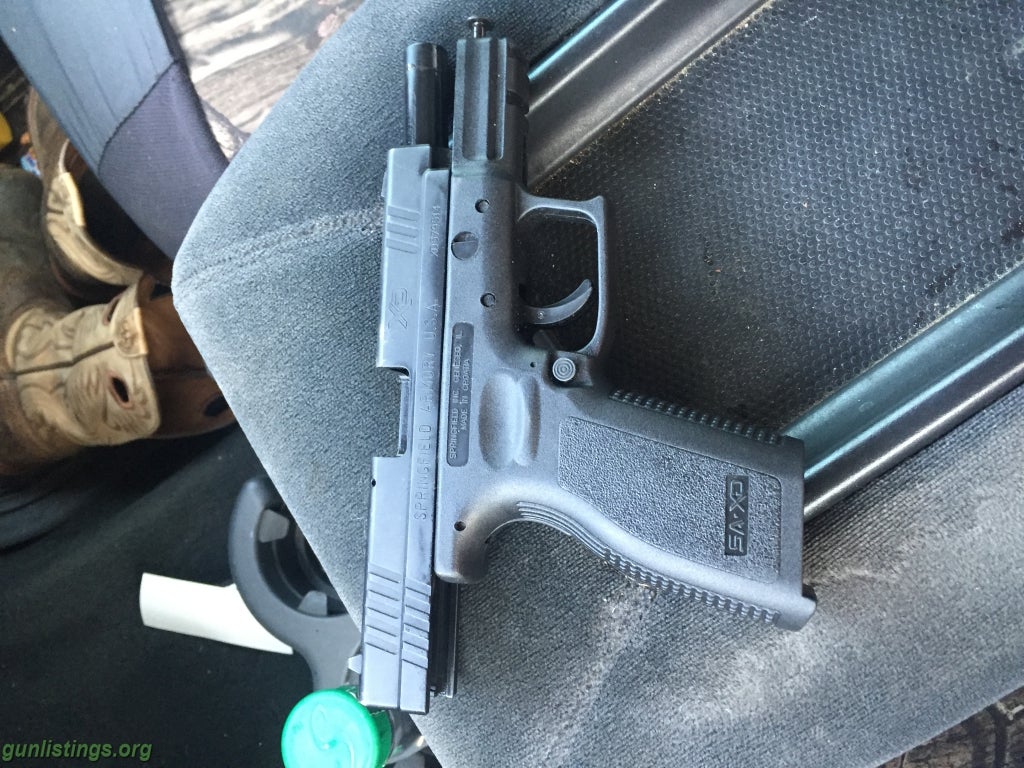 Pistols Springfield XD.40 Cal