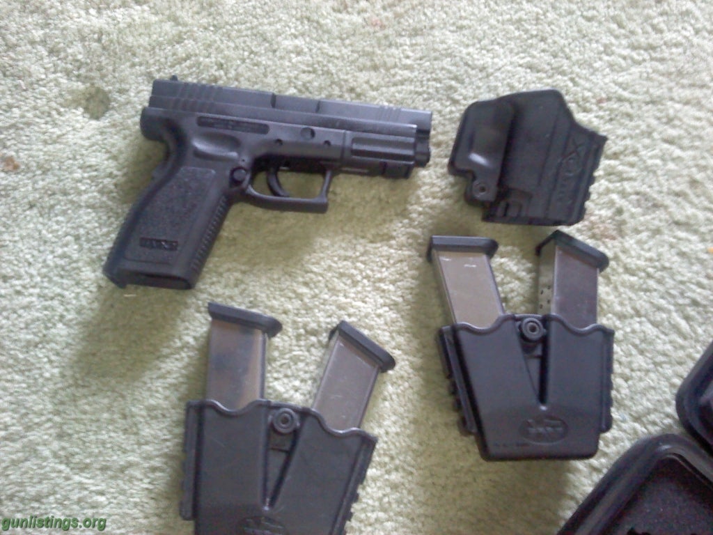 Pistols Springfield XD9