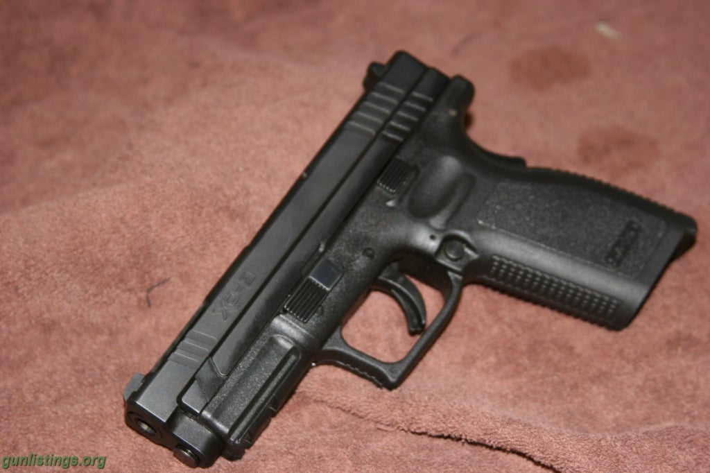 Pistols Springfield XD V-10