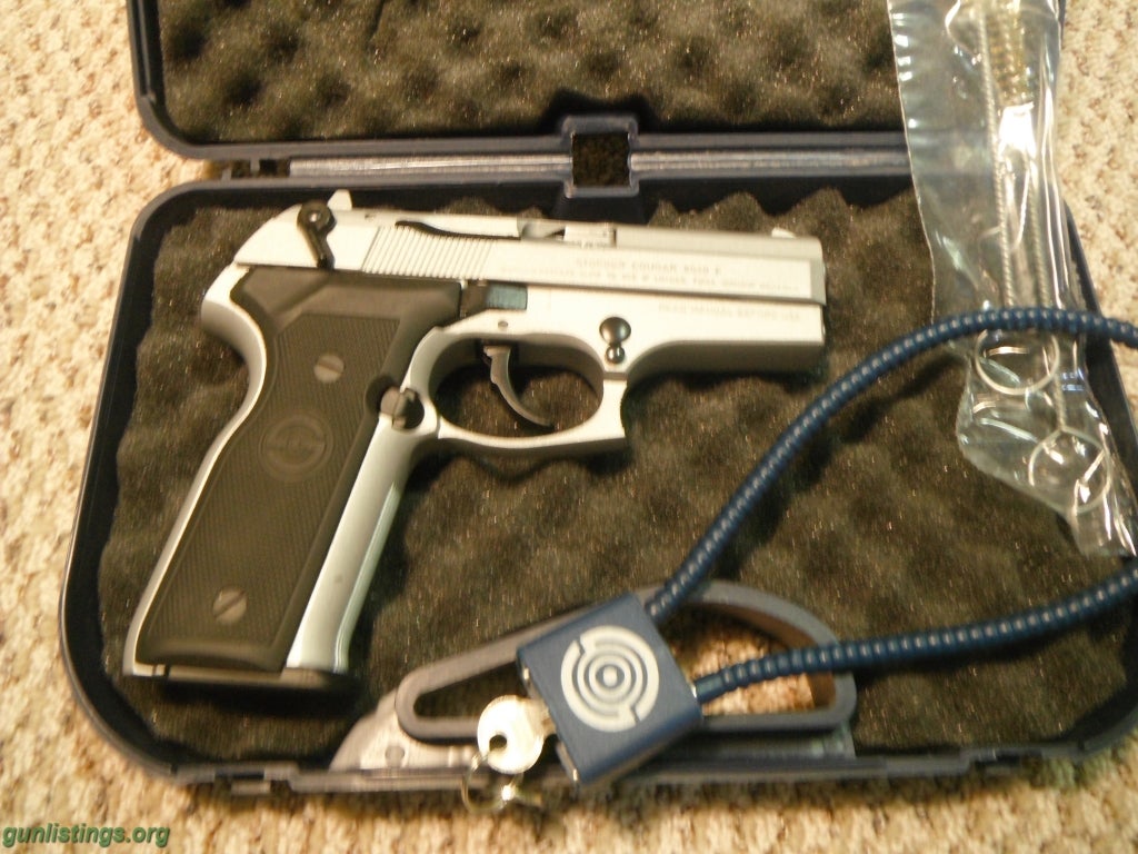 Pistols Stoeger Cougar .40 S&W Semi Auto Pistol