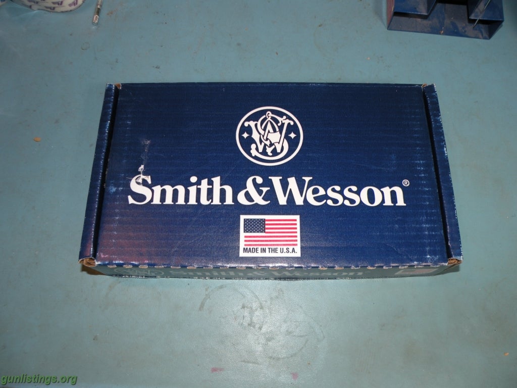 Pistols S&W 22A 7 Inch NIB