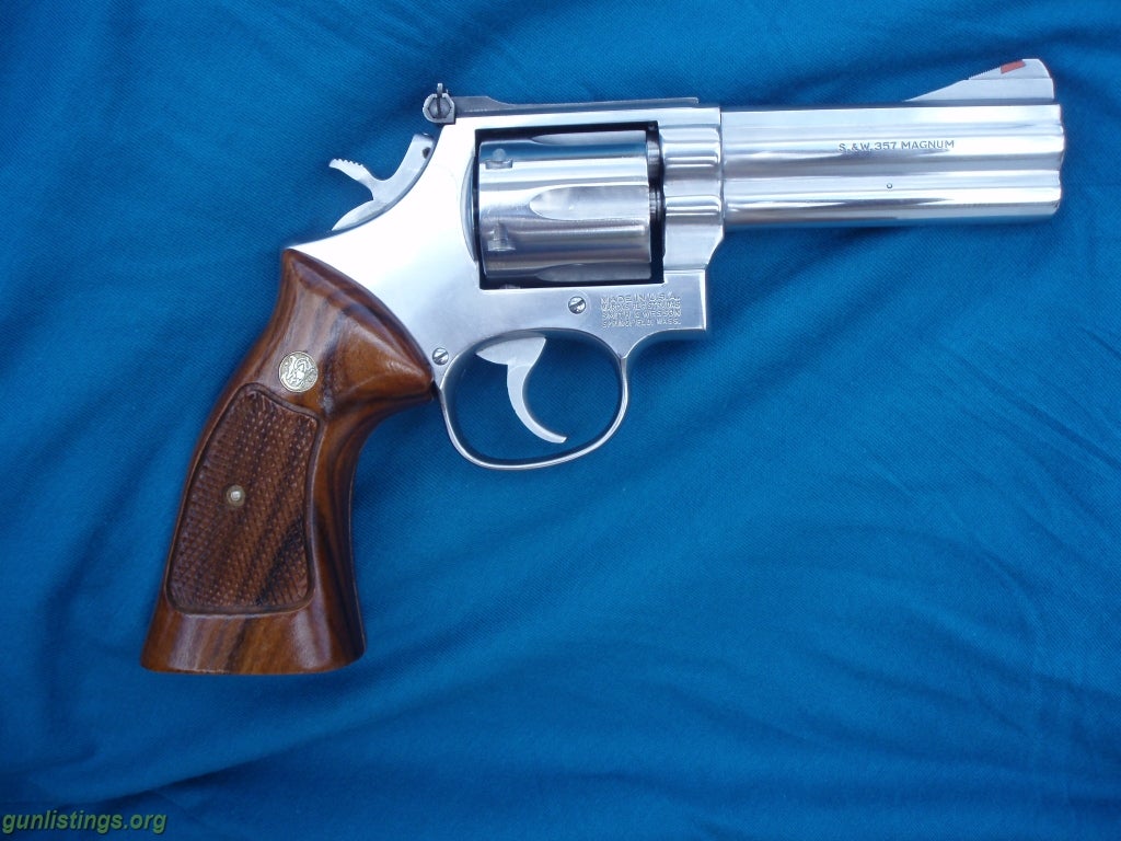 Pistols S&W 357 Mag Revolver