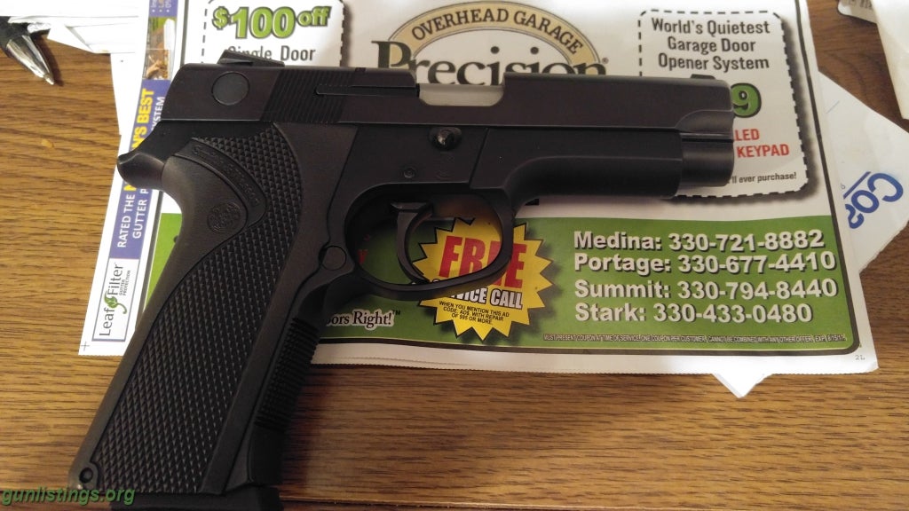 Pistols S&W 40 Model 4044