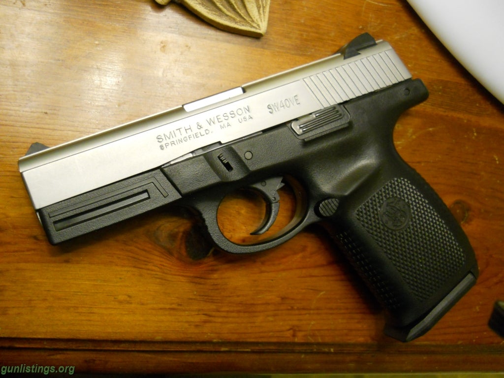 Pistols S&W 40VE