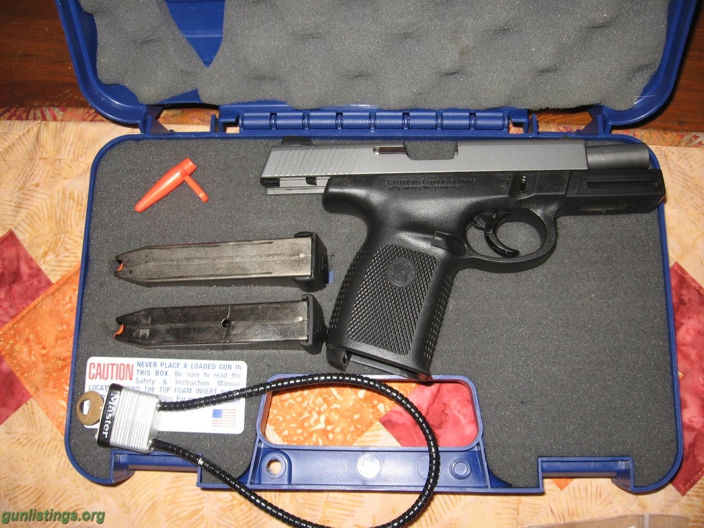 Pistols S&W 40VE