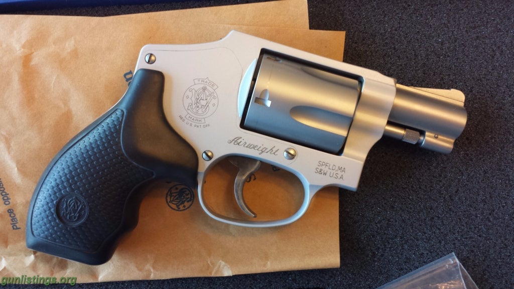 Pistols S&W 642 Airweight .38 Spl + P