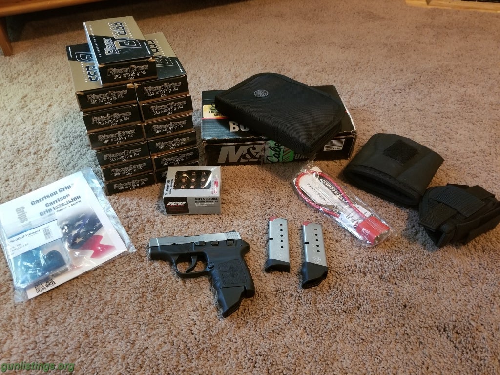 Pistols S&W Bodyguard .380 + Ammo & Accessories