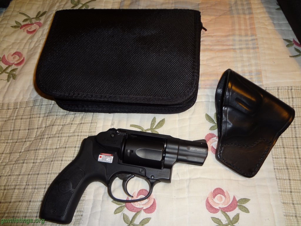 Pistols S&W Bodyguard .38 Special W/ Laser & Pkt Holster