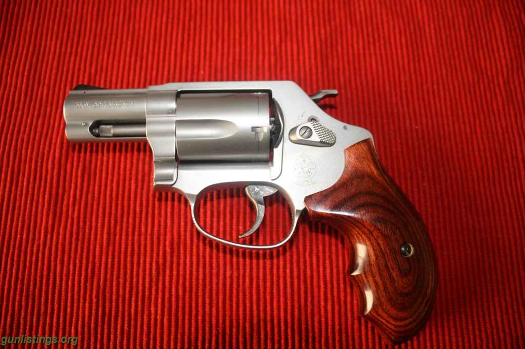 Gunlistings.org - Pistols S&W Lady Smith .357