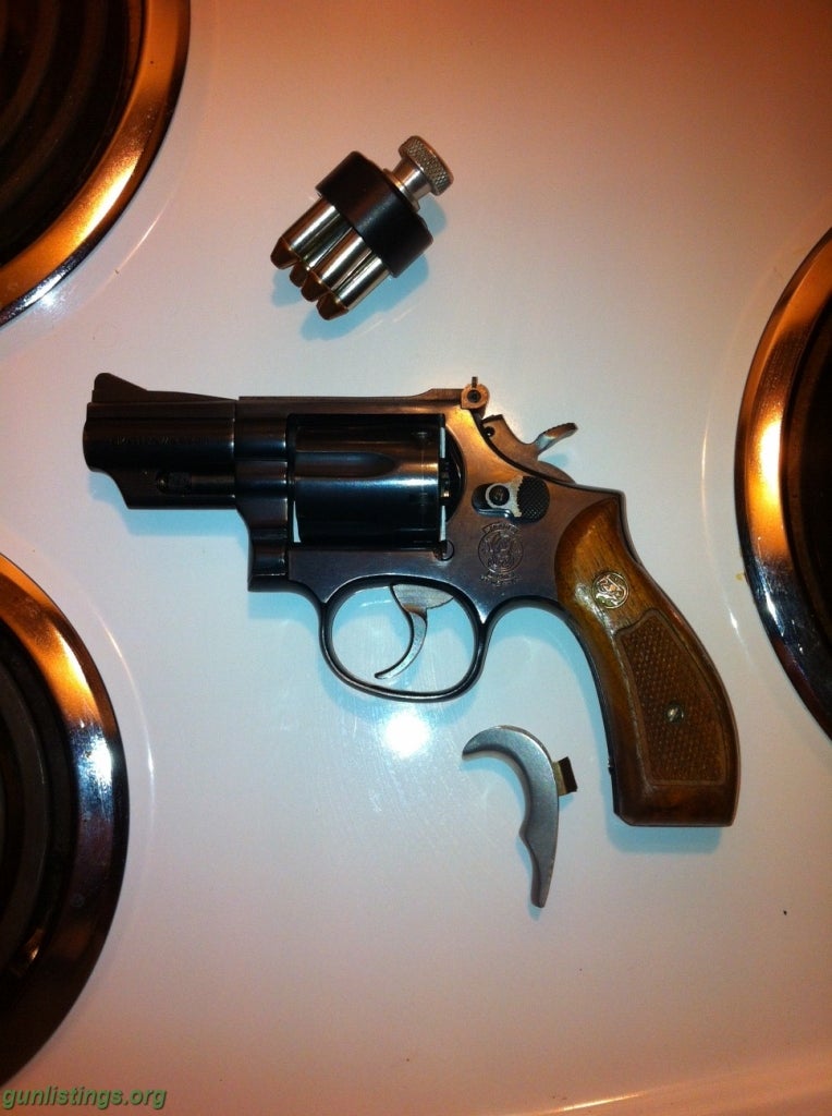 Pistols S&W Model 19-5 Snubby 357