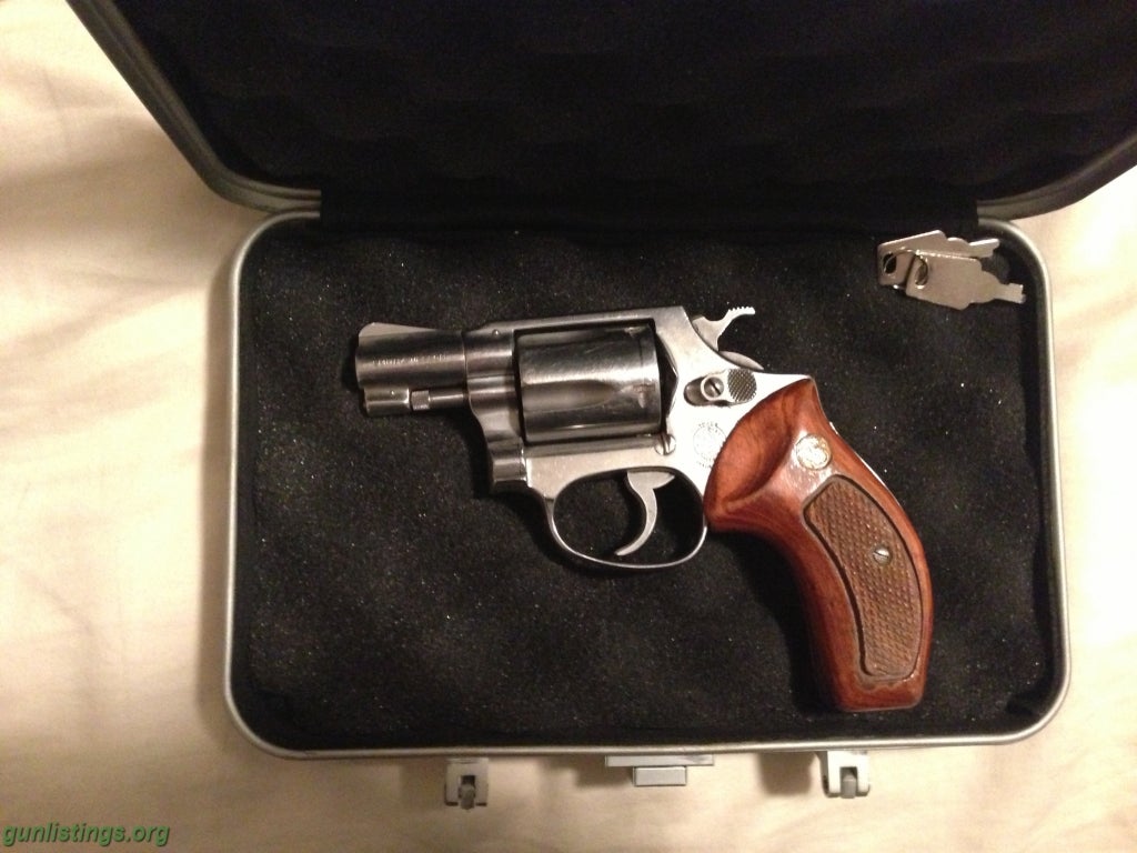 Pistols S&W Model 60 .38 Special