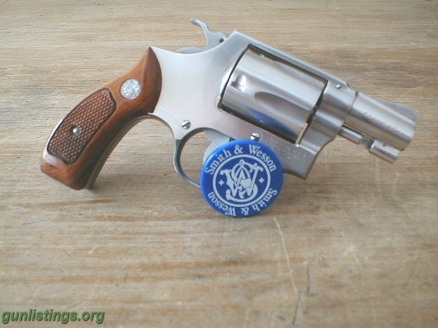 Pistols S&W MODEL 60 SS  2 INCH BBL.