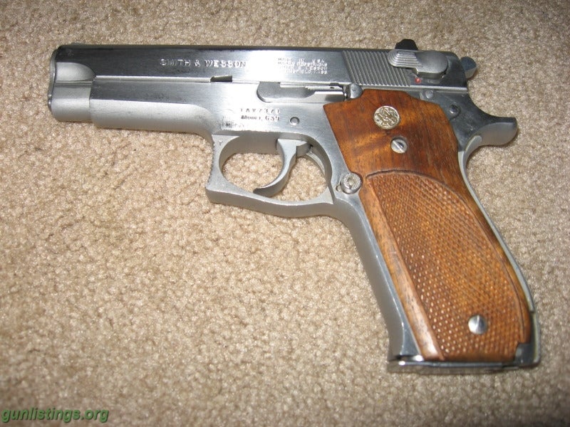 Pistols S&W Model 639 9mm Pistol