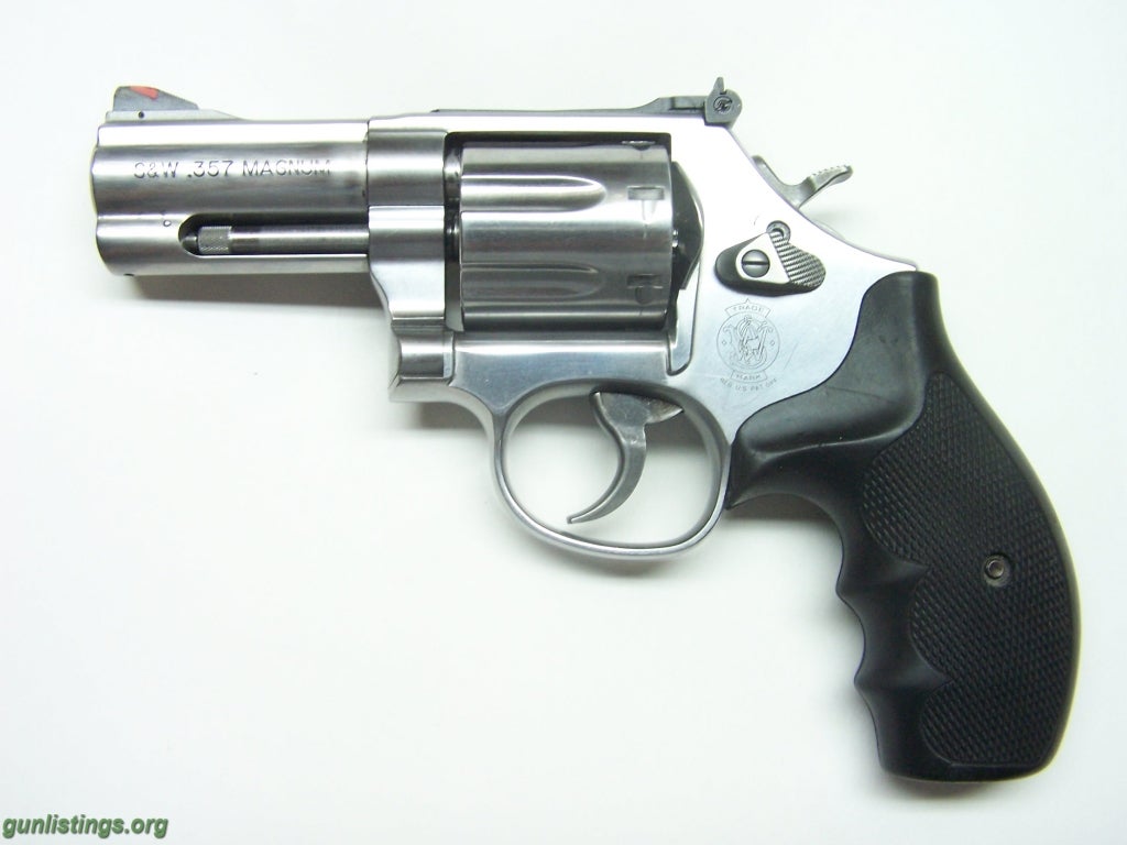 Pistols S&W Model 686 Plus W/3