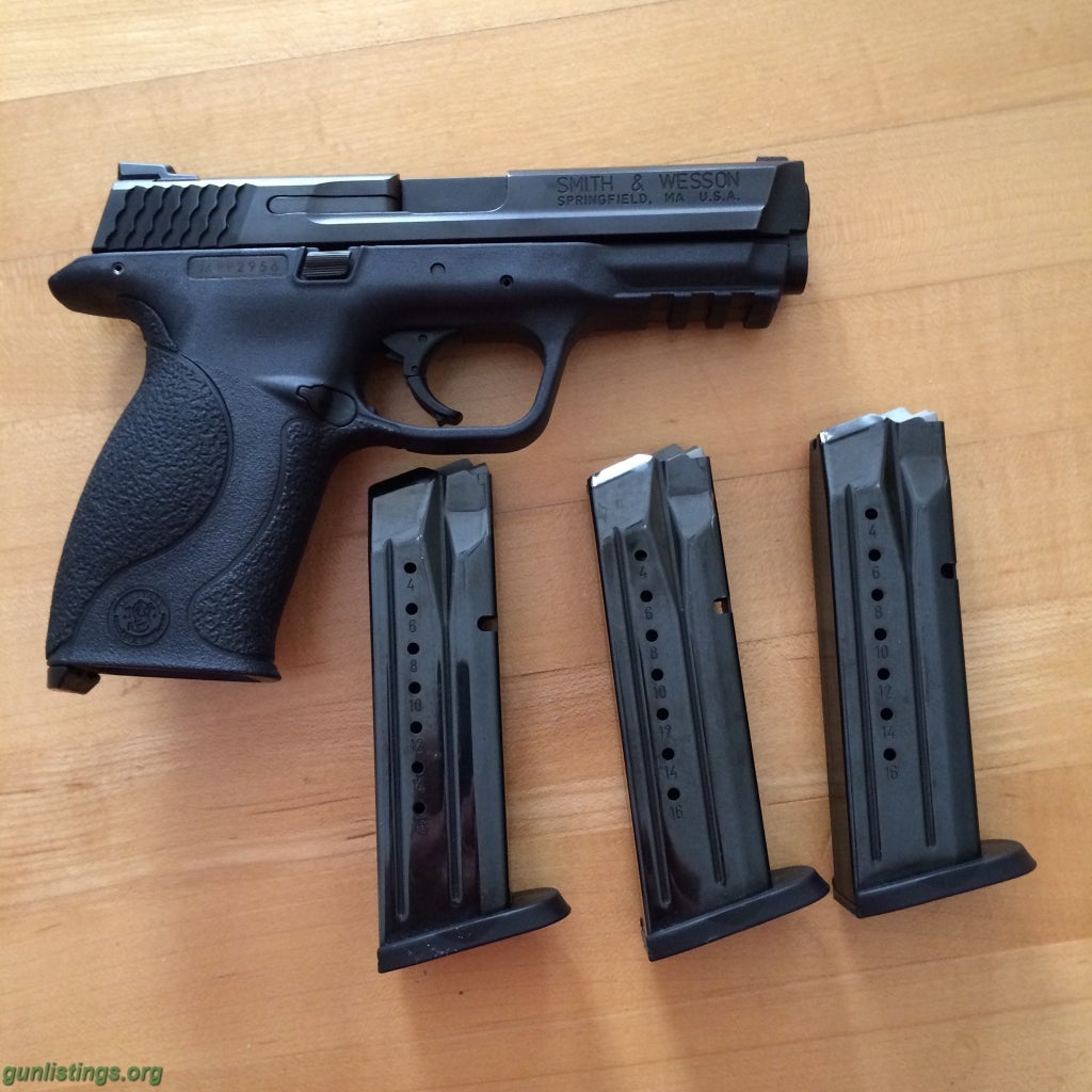 Pistols S&W M&P 9