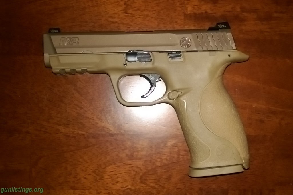 Pistols Smith & Wesson M&P VTAC - FDE - 9mm - 17+1 - Two Mags