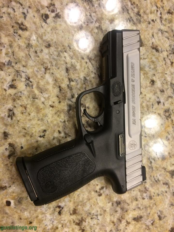 Pistols S&W Sdve .40