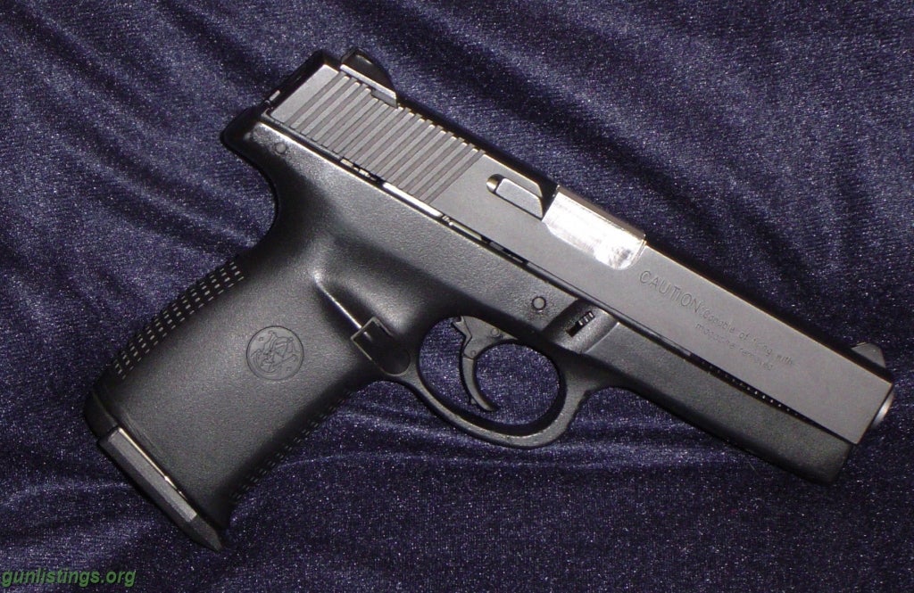 Pistols S&W Sigma 9F 9mm