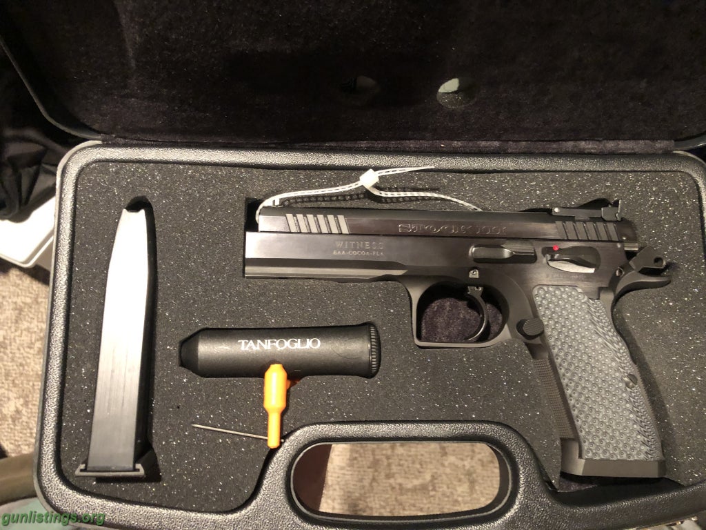 Pistols Tanfoglio Pistol