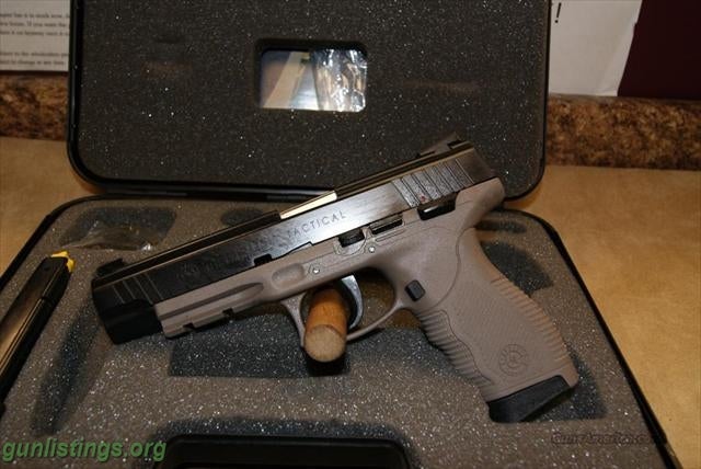 Pistols Taurus 24/7 OSS DS 9mm