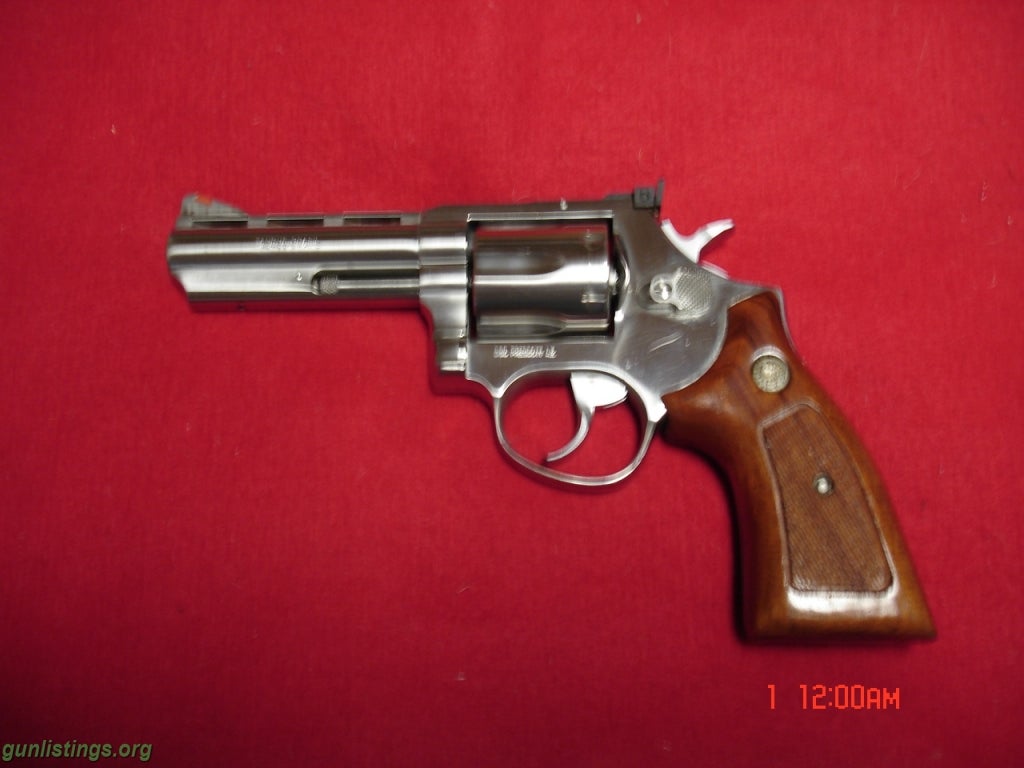 Pistols TAURUS 357 MAG