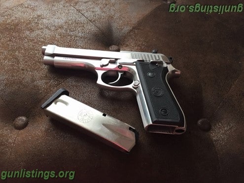 Pistols Taurus