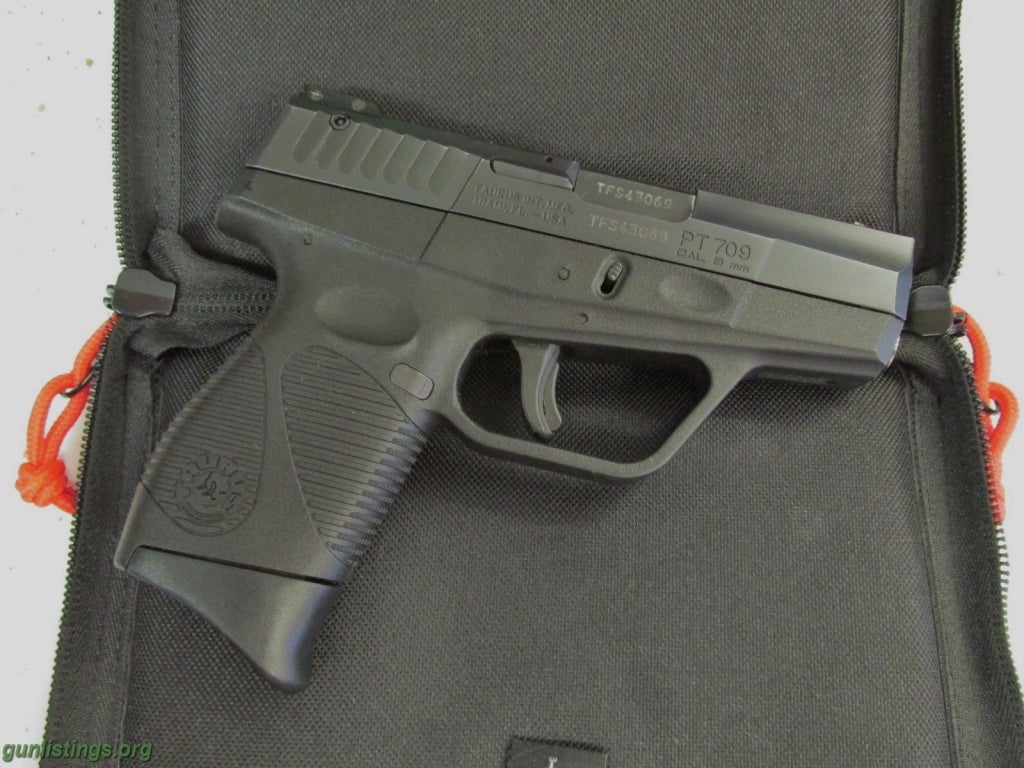 Pistols Taurus 709 Slim, 9mm 3