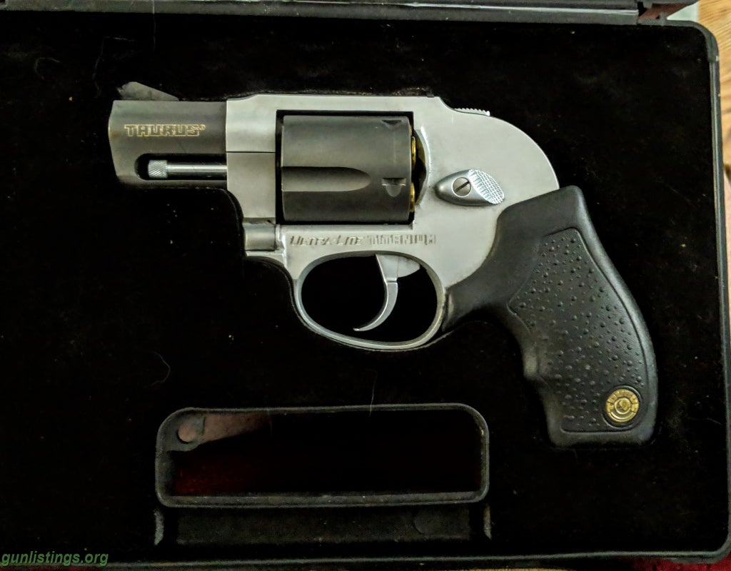 Pistols Taurus 851 Ultralite Titanium 38spl