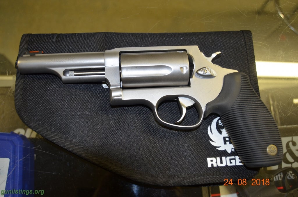 Pistols TAURUS JUDGE