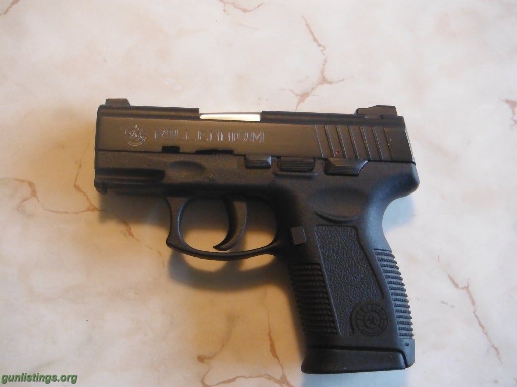 Pistols Taurus Millennium Pro 45