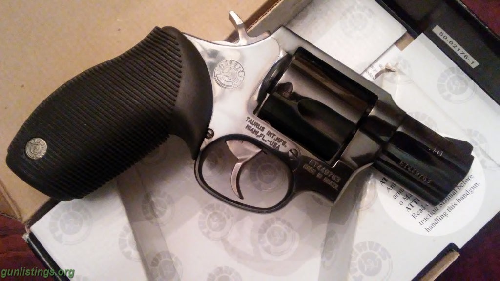 Pistols Taurus Model 405 40 Cal Revolver