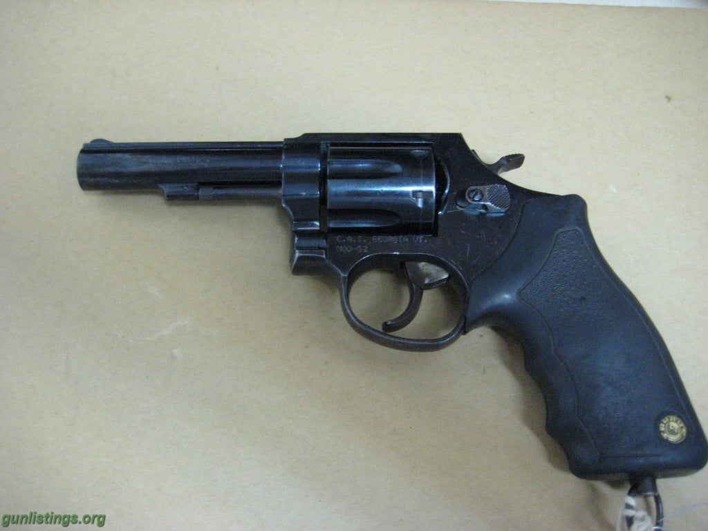 Gunlistings.org - Pistols Taurus Model 82 .38spl