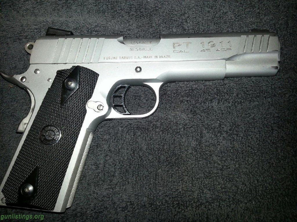 Pistols Taurus PT1911 Stainless & Accessories