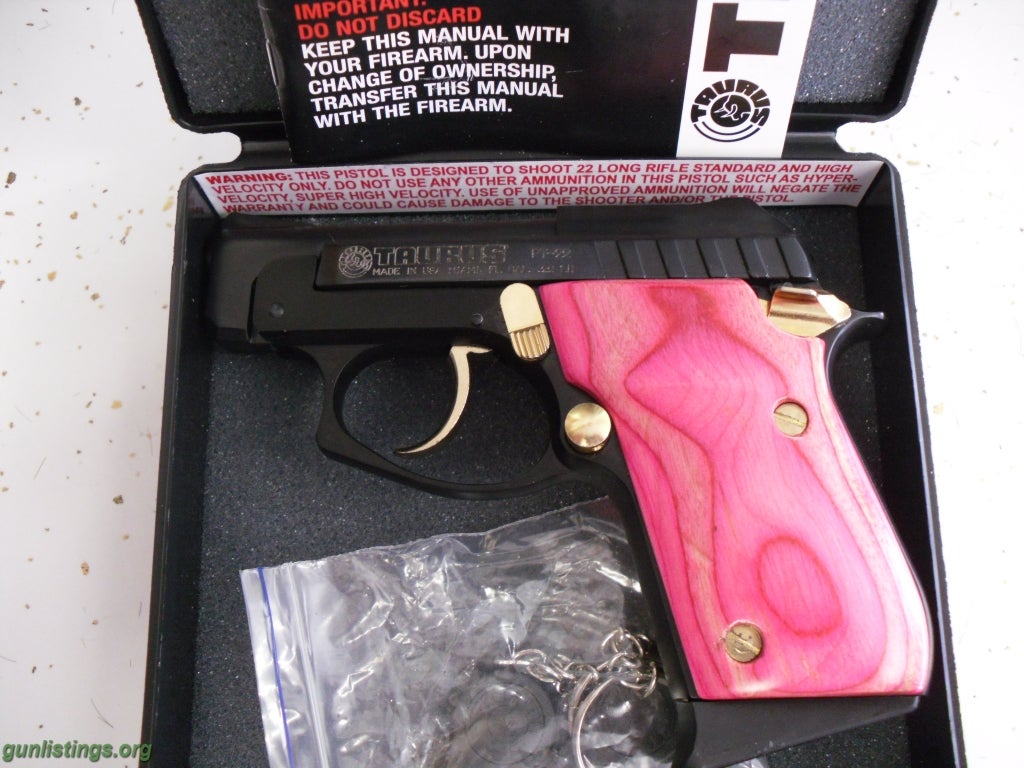 Pistols Taurus PT22, Blued/Pink, 22lr LIKE NEW