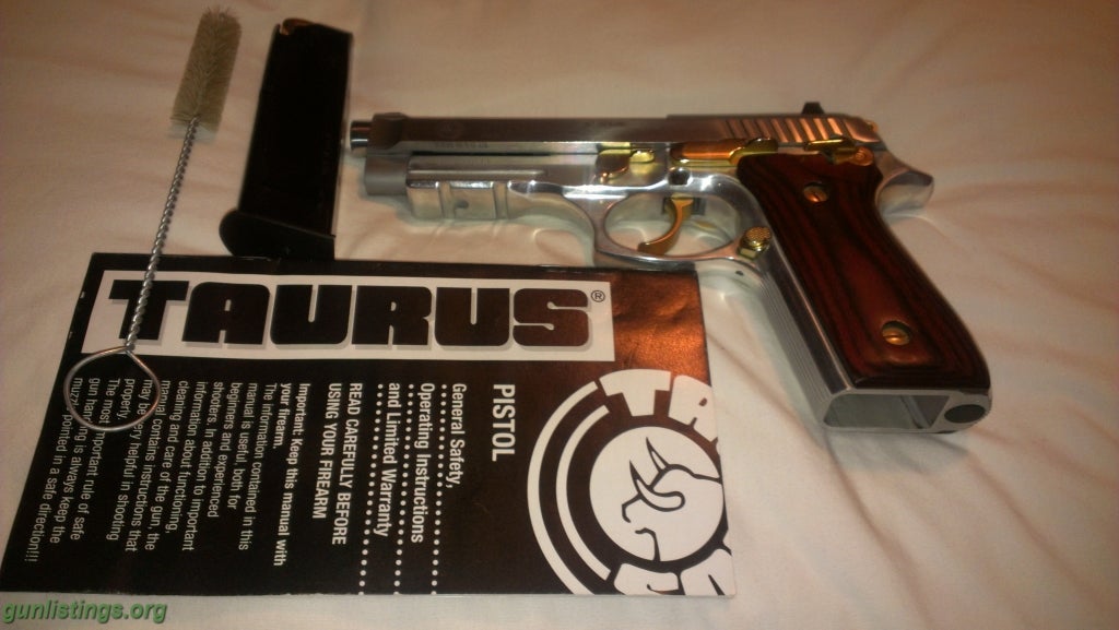 Pistols Taurus Pt 100