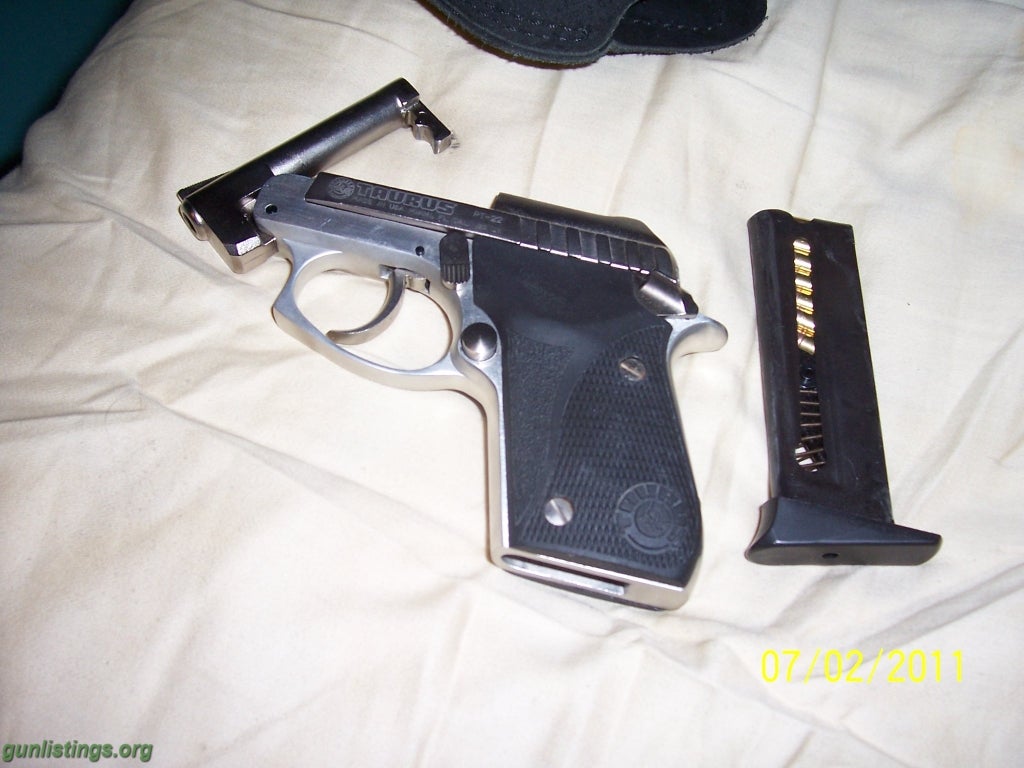 Pistols Taurus Pt 22