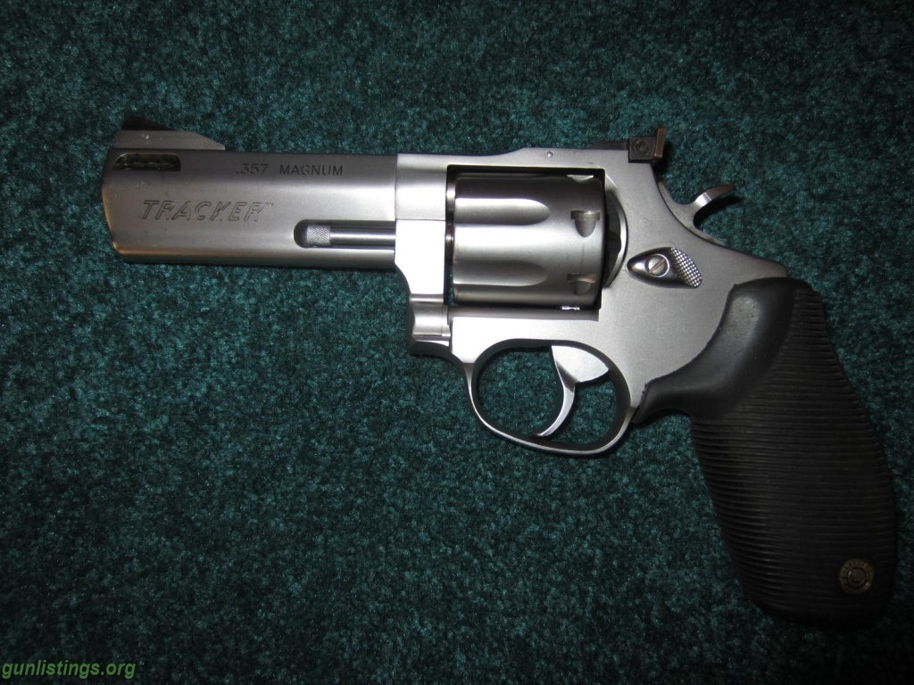 Pistols Taurus Tracker .357 7 Shot 4in Ported Barrel