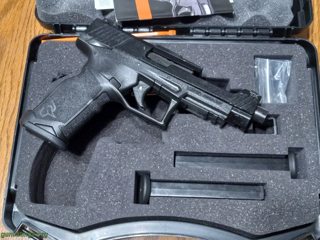 Pistols Taurus TX22 Competion