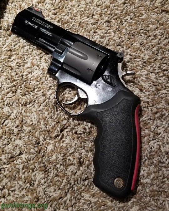 Pistols Taurus Ultra Lite .44 Magnum Titanium