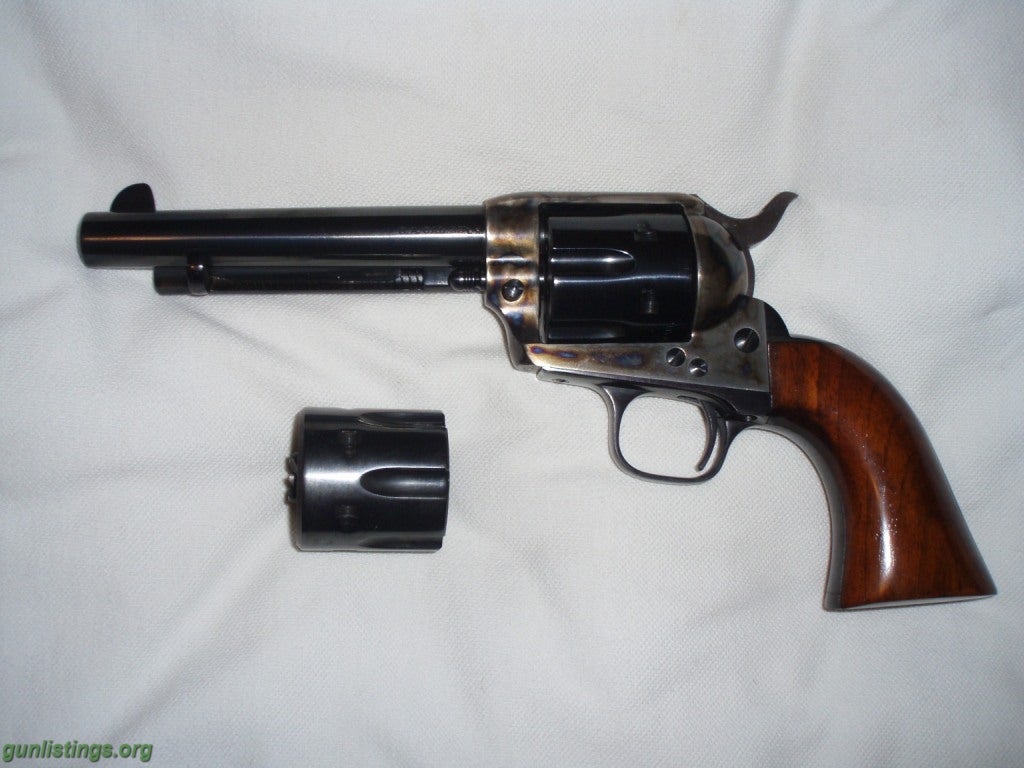 Pistols Uberti Revolver 22LR 22 Mag Cattleman