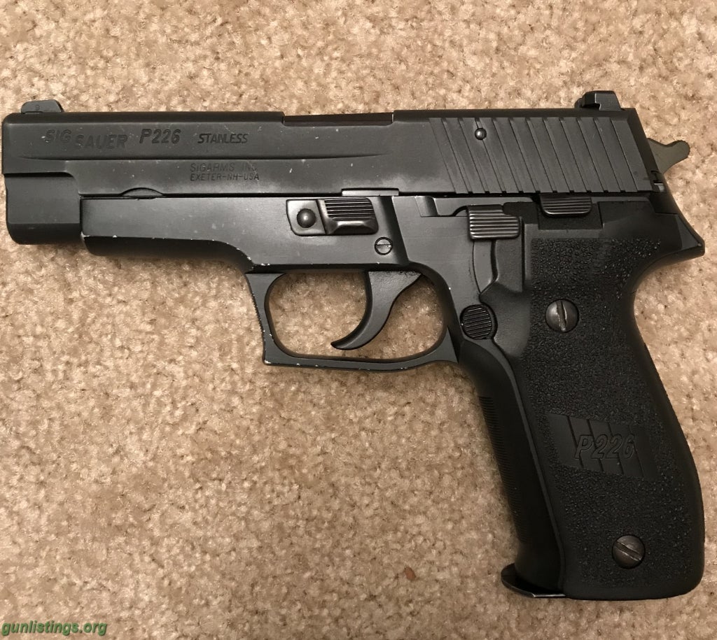 Pistols Used Sig P226 9mm