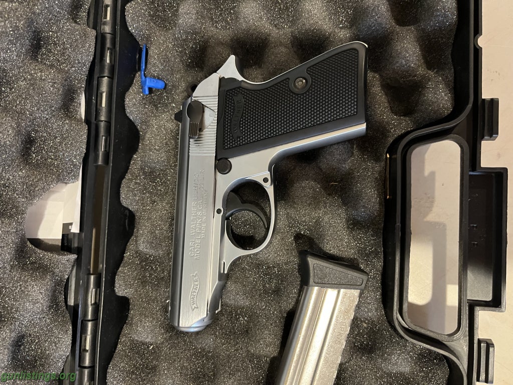 Pistols Walther PPK/S 22 Cal