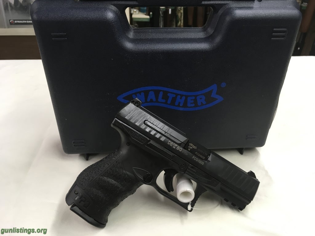 Pistols Walther PPQ 9mm