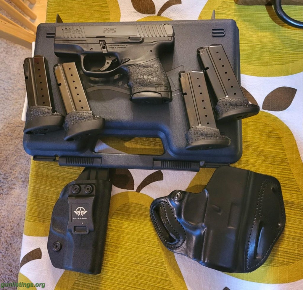 Pistols Walther PPS 9mm LE, Extra Mags And Holsters