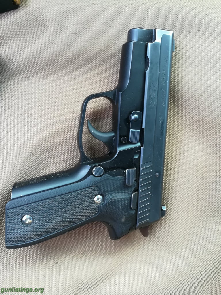 Pistols West German Sig Arms P229