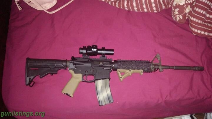 Rifles Ar 15 W/Green And Red Laser