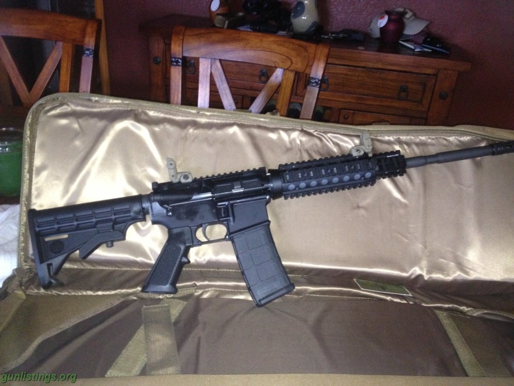 Rifles M4 CARBINE W/TONS OF EXTRAS (AR-15)